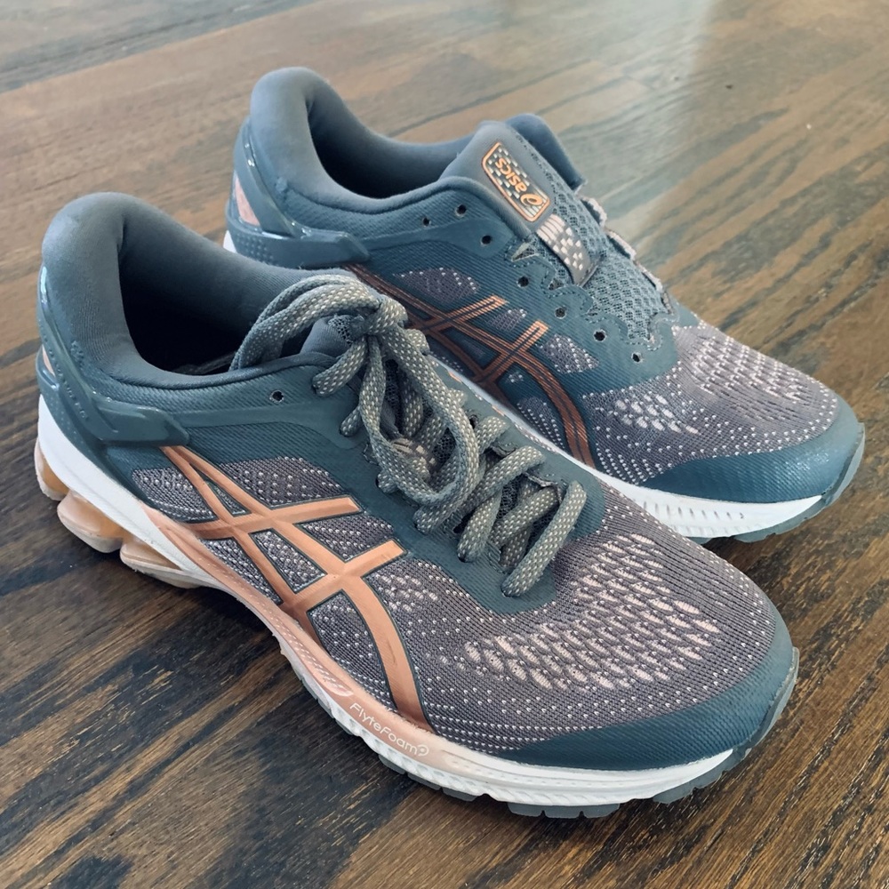 ASICS Gel-Kayano 26 Running Shoes